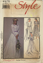 Load image into Gallery viewer, Sewing Pattern: Style 4975