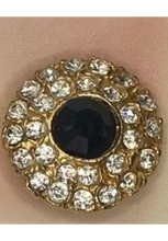 Load image into Gallery viewer, Vintage Style Eight Metal Buttons