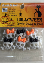 Load image into Gallery viewer, Spooky Skulls & Bows Buttons