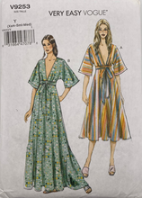 Load image into Gallery viewer, Sewing Pattern: Vogue V9253