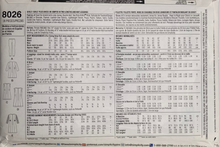 Load image into Gallery viewer, Sewing Pattern: Simplicity 8026