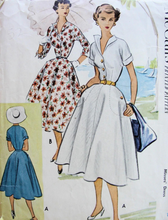 Load image into Gallery viewer, Vintage Sewing Pattern: McCalls 8989
