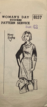 Load image into Gallery viewer, Vintage Sewing Pattern: Woman's Day Success Pattern Service 8157