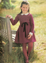 Load image into Gallery viewer, Woman’s Weekly Knitting Book