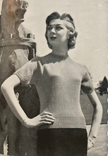 Load image into Gallery viewer, Patons Knitting Book No.520