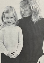 Load image into Gallery viewer, Patons Knitting Classic Book 50