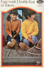 Load image into Gallery viewer, Patons Double Knit or Totem Booklet No.910