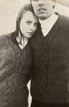 Load image into Gallery viewer, Patons Knitting Booklet No.809