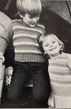 Load image into Gallery viewer, Patons Totem Gear for Tiny Travellers Booklet 911