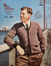 Load image into Gallery viewer, Vintage Patons Knitting Booklet No.484