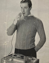 Load image into Gallery viewer, Vintage Patons Knitting Booklet No.484