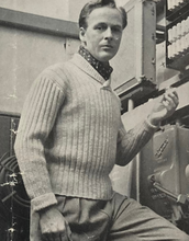 Load image into Gallery viewer, Vintage Patons Knitting Booklet No.484