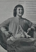 Load image into Gallery viewer, Vintage Knitting Booklet Patons No.428