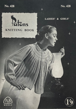 Load image into Gallery viewer, Vintage Knitting Booklet Patons No.428