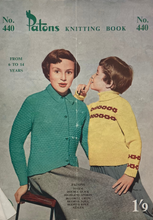 Load image into Gallery viewer, Vintage Knitting Booklet Patons No.440