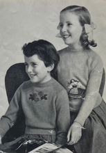 Load image into Gallery viewer, Vintage Knitting Booklet Patons No.479