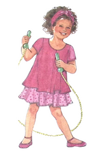 Load image into Gallery viewer, Vintage Sewing Pattern: Burda 3282