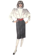 Load image into Gallery viewer, Vintage Sewing Pattern: McCalls 9241