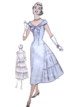 Load image into Gallery viewer, Vintage Sewing Pattern: Weigel's 1832