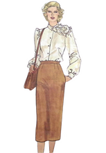 Load image into Gallery viewer, Vintage Sewing Pattern: Vogue 7444