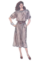 Load image into Gallery viewer, Vintage Sewing Pattern: Vogue 8971