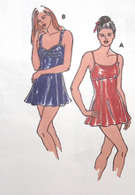 Load image into Gallery viewer, Vintage Sewing Pattern: Kwik Sew 2690