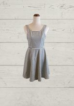 Load image into Gallery viewer, Mink Pink Dress