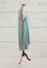 Load image into Gallery viewer, Forever New Cocktail Dress