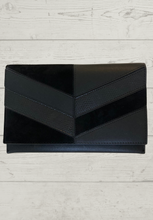 Load image into Gallery viewer, Clutch Purse Colette by Colette Hayman