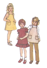 Load image into Gallery viewer, Vintage Sewing Pattern: Simplicity 9211