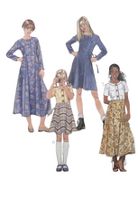 Load image into Gallery viewer, Vintage Sewing Pattern: McCalls 8989