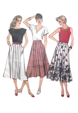 Load image into Gallery viewer, Vintage Sewing Pattern: Style 4700