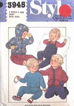 Load image into Gallery viewer, Vintage Sewing Pattern: Style 3945