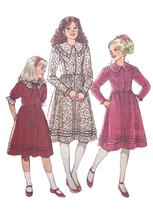 Load image into Gallery viewer, Vintage Sewing Pattern: Style 3744