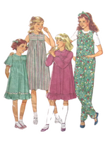 Load image into Gallery viewer, Vintage Sewing Pattern: Style 3323