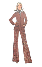 Load image into Gallery viewer, Vintage Sewing Pattern: Simplicity 5898