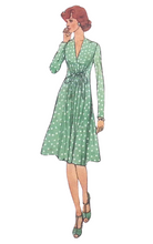 Load image into Gallery viewer, Vintage Sewing Pattern: Simplicity 6672