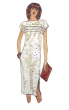 Load image into Gallery viewer, Vintage Sewing Pattern: Vogue 7577
