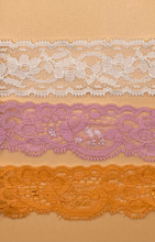 Load image into Gallery viewer, Elasticised Lace
