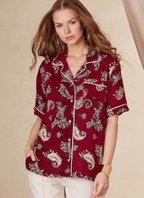 Load image into Gallery viewer, Sewing Pattern: Vogue V1827