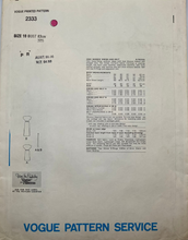 Load image into Gallery viewer, Sewing Pattern: Vogue 2333