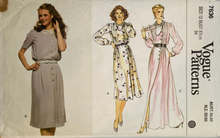 Load image into Gallery viewer, Sewing Pattern: Vogue 7636