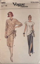 Load image into Gallery viewer, Vintage Sewing Pattern: Vogue 8962