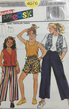 Load image into Gallery viewer, 1994 Vintage Sewing Pattern: Burda 4076