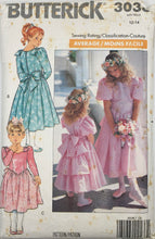 Load image into Gallery viewer, Vintage Sewing Pattern: Butterick 3038