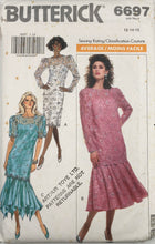 Load image into Gallery viewer, 1988 Vintage Sewing Pattern: Butterick 6697