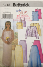 Load image into Gallery viewer, 2002 Sewing Pattern: Butterick 3718