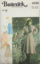 Load image into Gallery viewer, 1970's Vintage Sewing Pattern: Butterick 4326