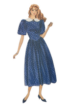 Load image into Gallery viewer, 1990 Vintage Sewing Pattern: Butterick 4550