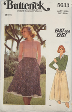 Load image into Gallery viewer, 1979 Vintage Sewing Pattern: Butterick 5633